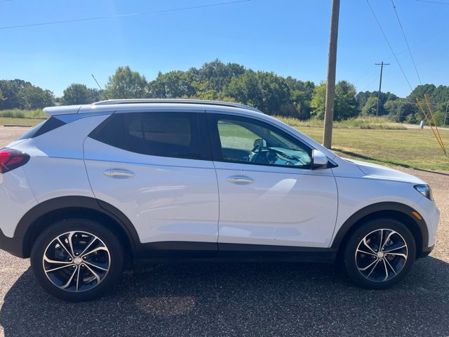 Used 2021 Buick Encore GX Select FWD image 9