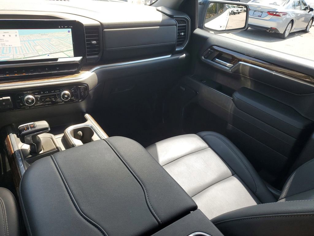 Used 2024 GMC Sierra 1500 Elevation w/ Elevation Premium Package image 19