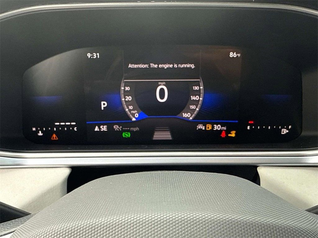 New 2025 Volkswagen Taos SE image 17