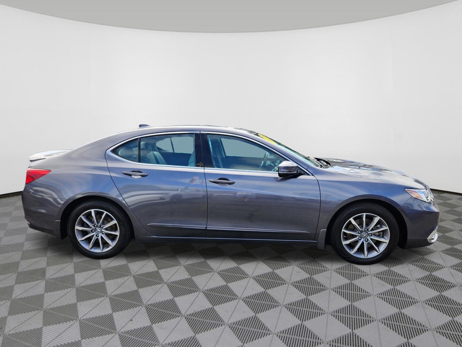 Certified 2018 Acura TLX w/ Technology Package FWD image 6