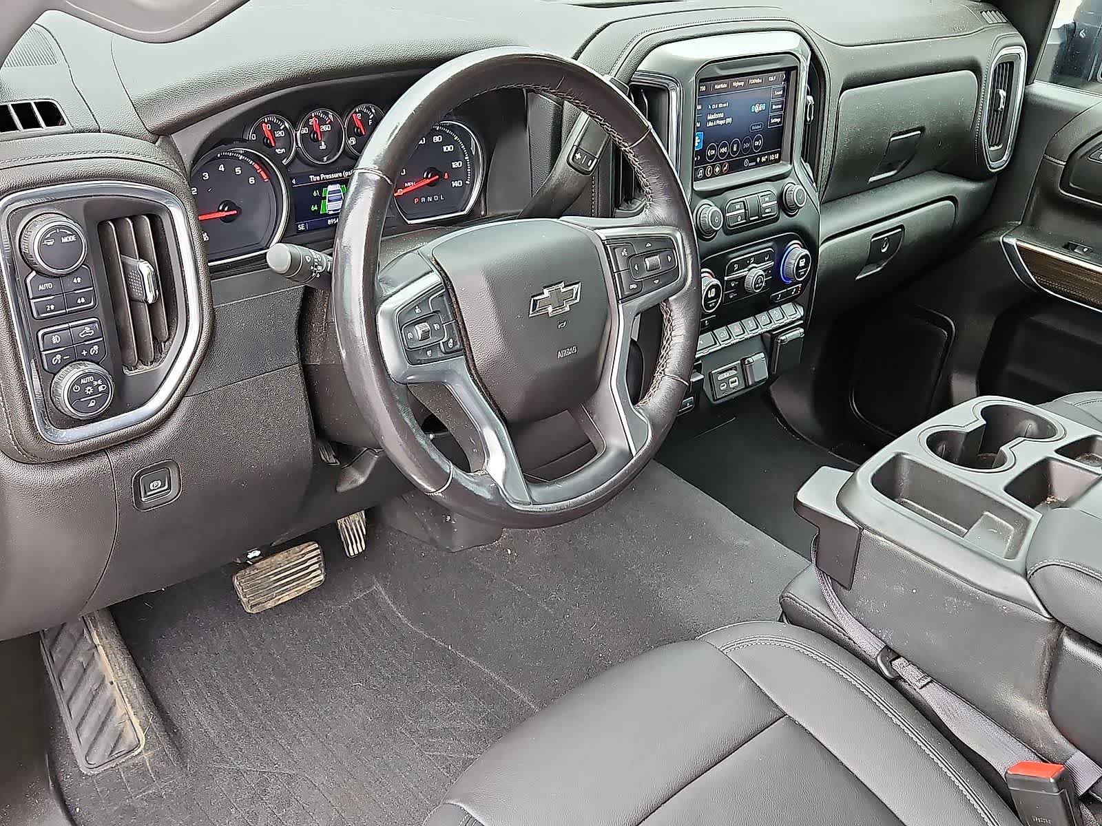 Used 2023 Chevrolet Silverado 2500 LT w/ Midnight Edition AWD/4WD image 16