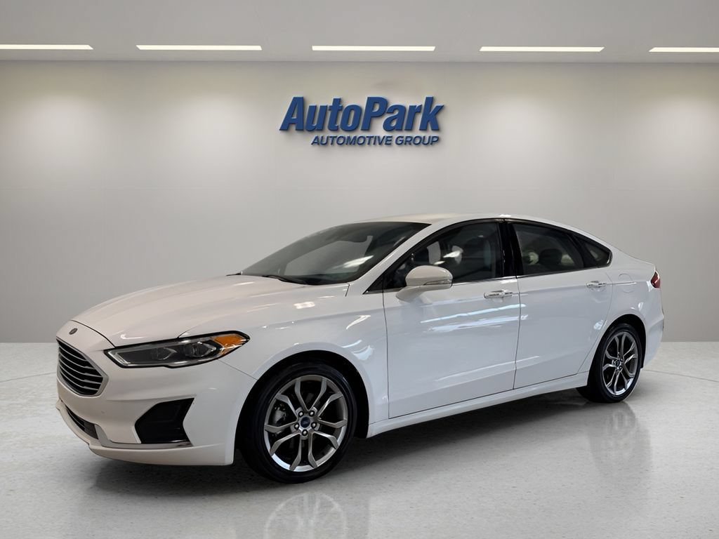 Used 2020 Ford Fusion SEL FWD image 3