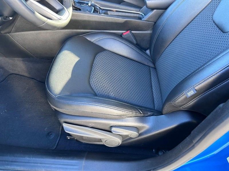 Used 2025 Jeep Compass Latitude image 18