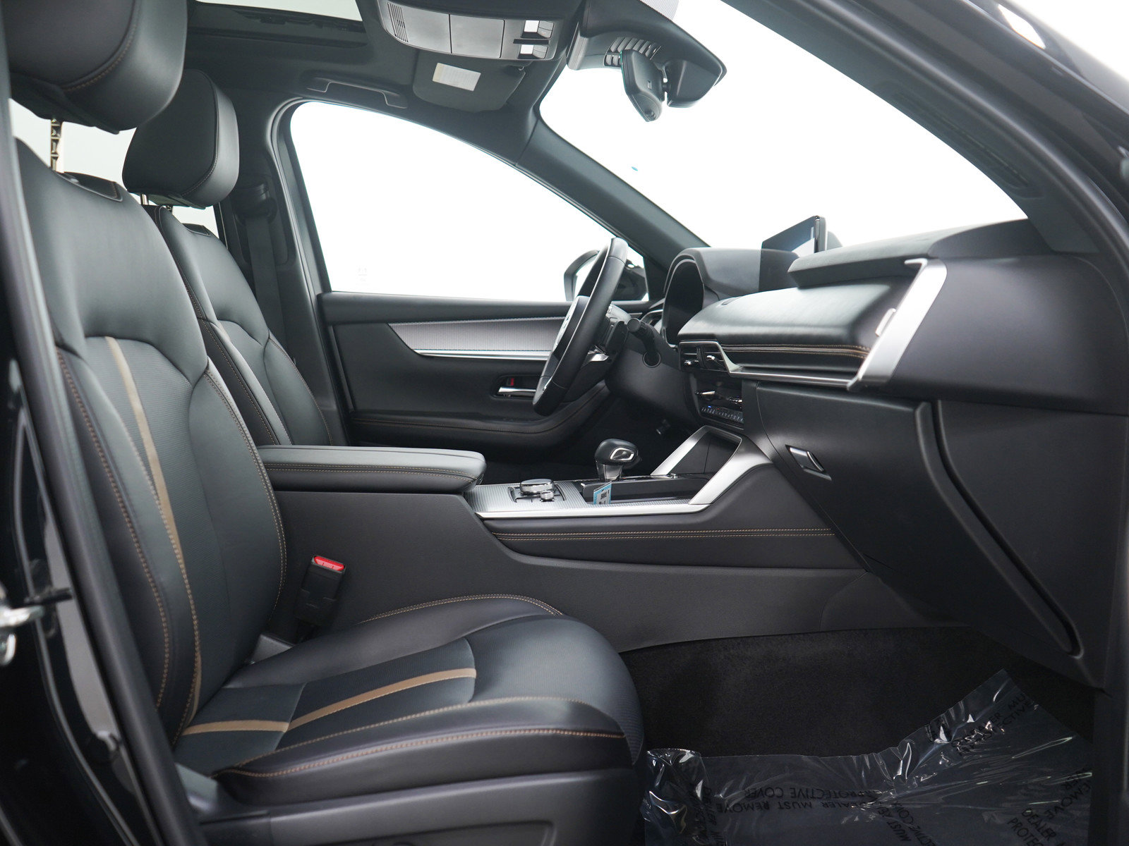 Certified 2025 MAZDA CX-70 3.3 Turbo S w/ Premium Package image 11