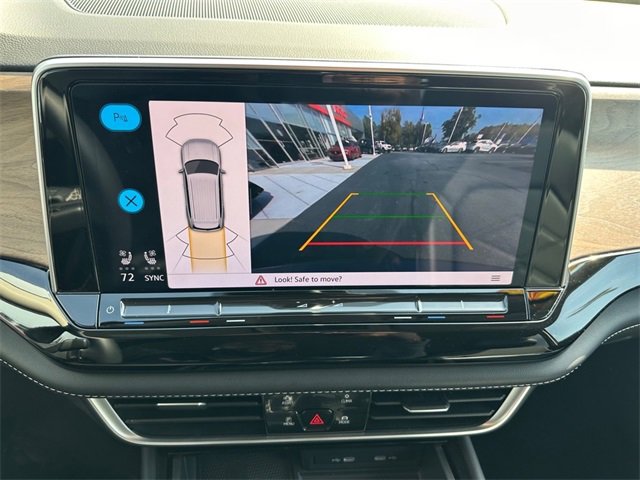 Used 2024 Volkswagen Atlas SE w/ Black Wheel Package image 23