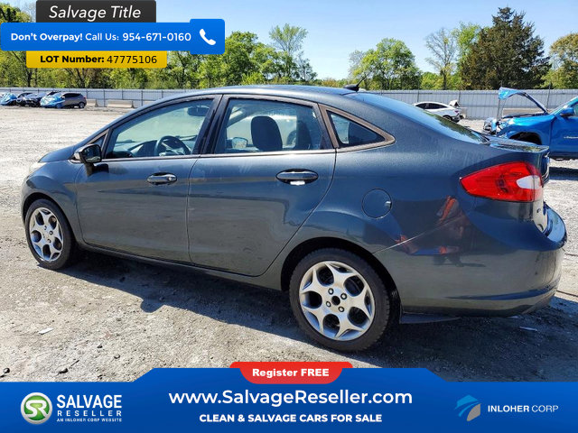 Used 2011 Ford Fiesta SEL image 3