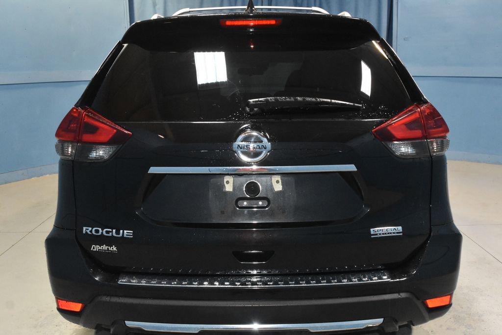 Used 2019 Nissan Rogue S w/ Special Edition Package FWD image 26