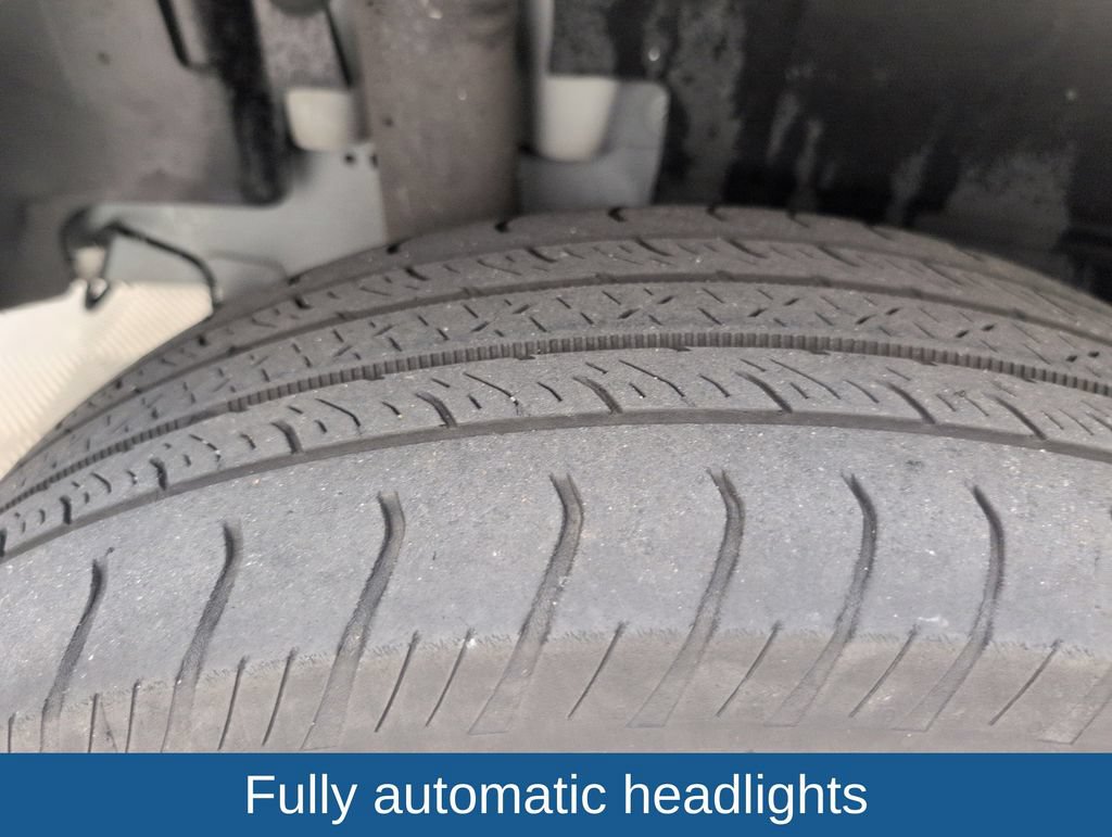 Used 2023 Ford Maverick XL FWD image 19