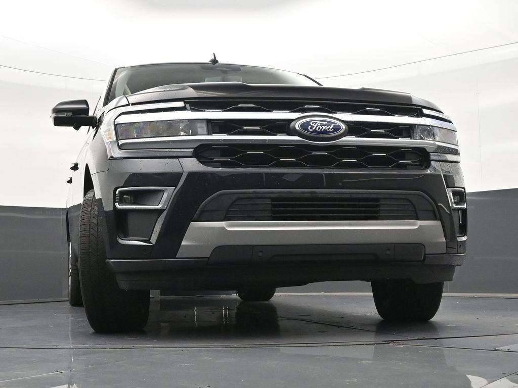 Used 2023 Ford Expedition Limited RWD image 30