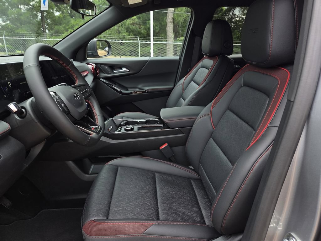 New 2027 Chevrolet Equinox RS w/ Convenience Package III FWD image 13