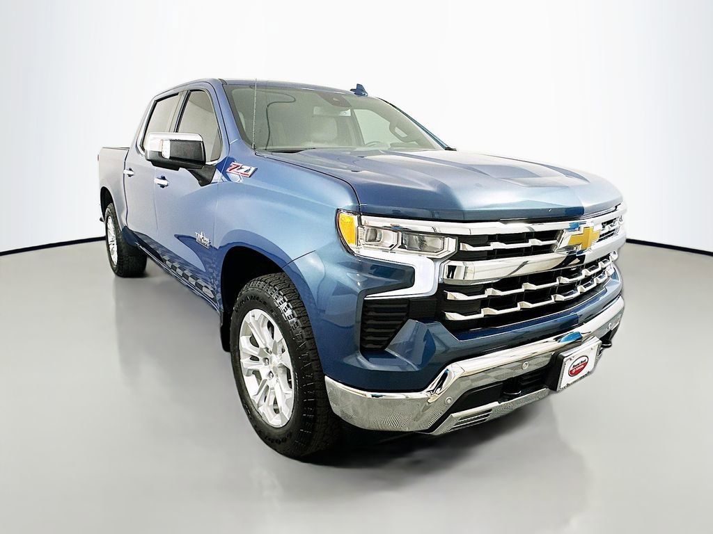 Used 2024 Chevrolet Silverado 1500 LTZ w/ LTZ Premium Texas Edition image 3