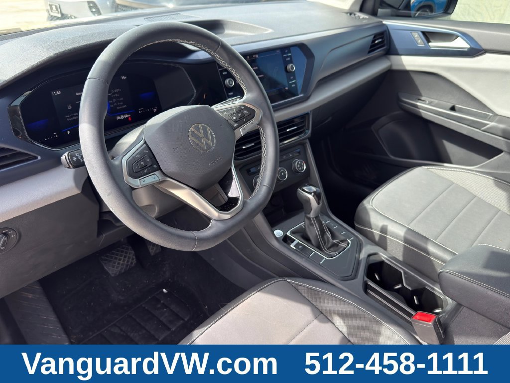 Used 2022 Volkswagen Taos SE w/ Driver Assistance Package FWD image 10