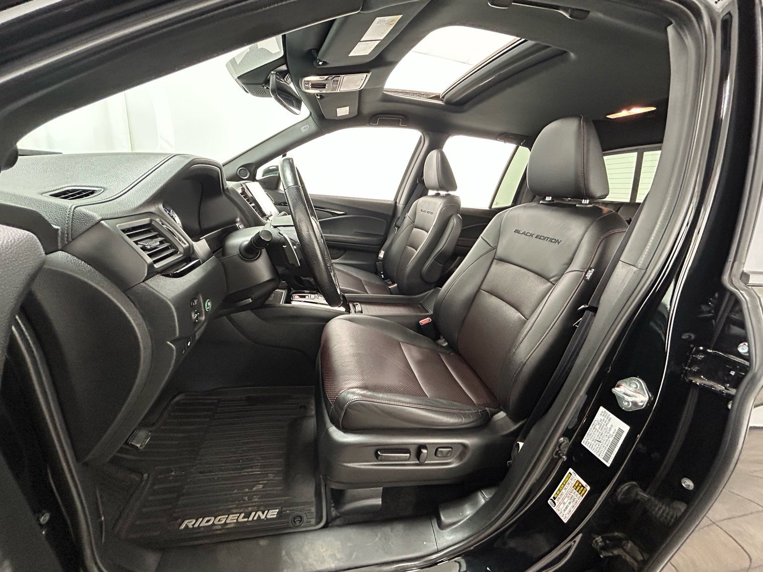 Used 2022 Honda Ridgeline Black Edition image 27