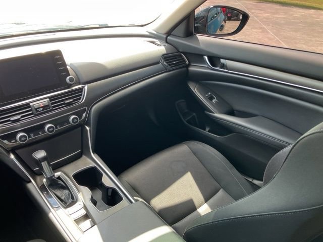 Used 2022 Honda Accord LX image 19