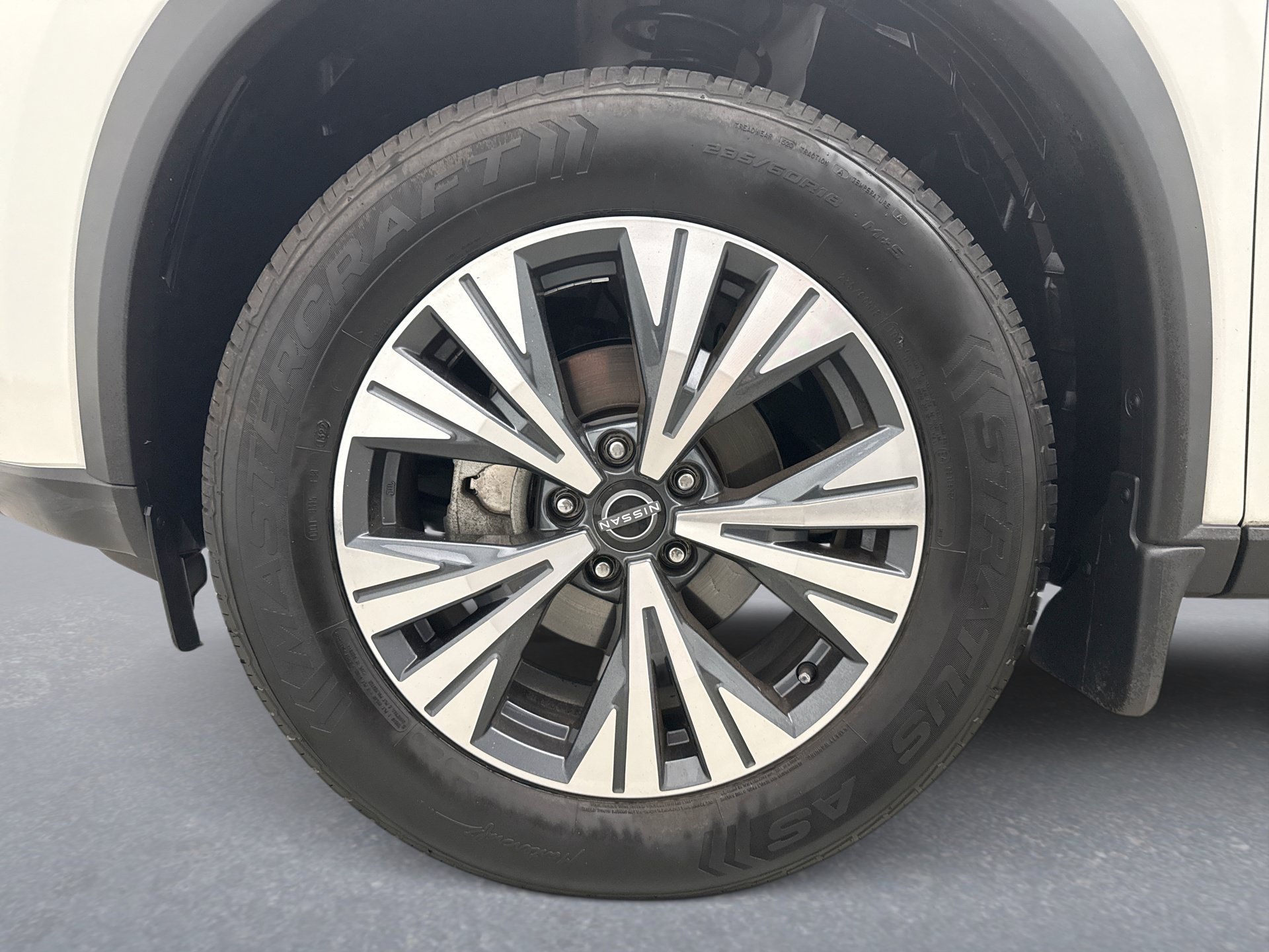 Used 2023 Nissan Rogue SV w/ SV Premium B Package AWD/4WD image 24