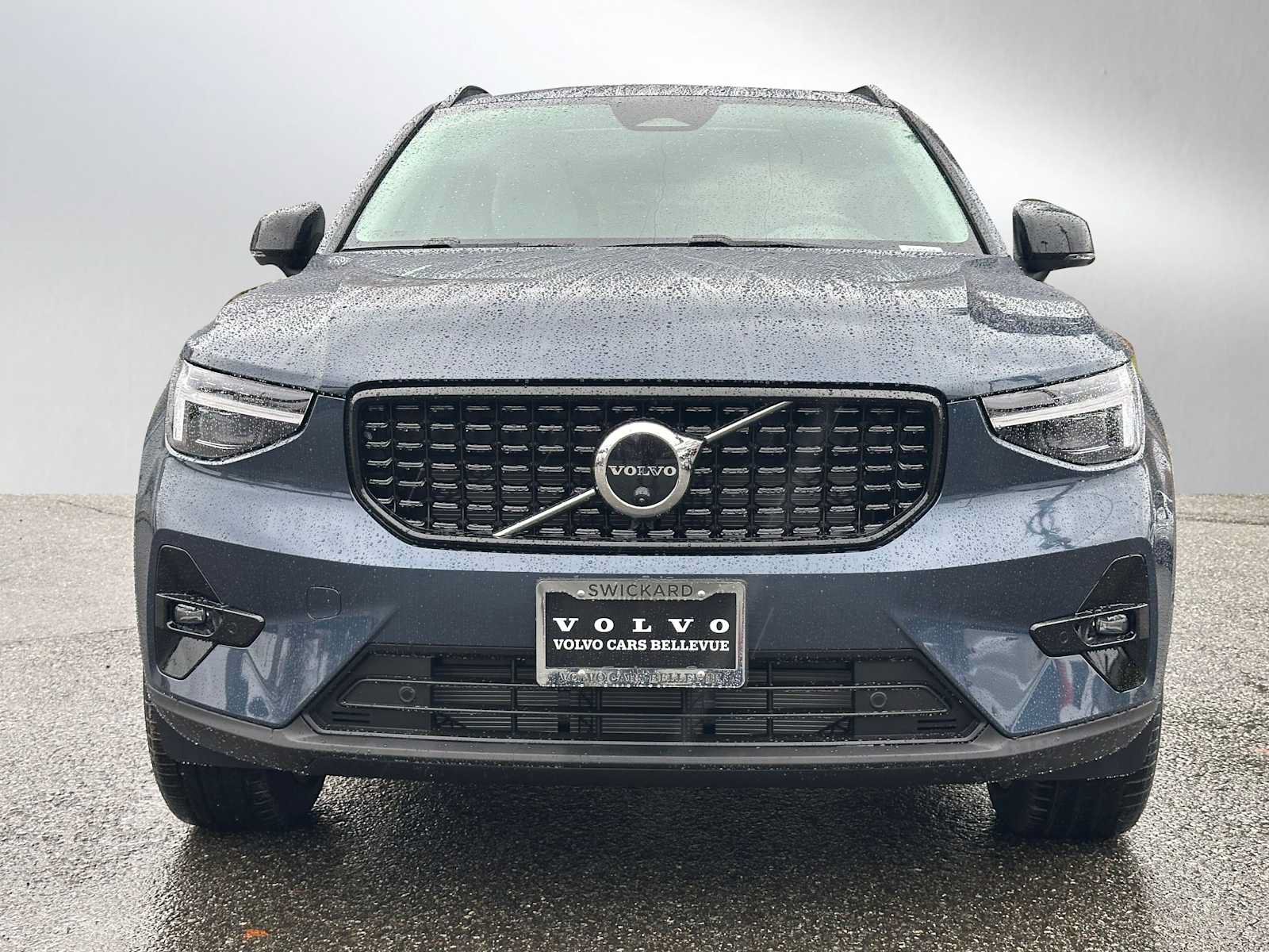 New 2026 Volvo XC40 B5 Ultra w/ Climate Package AWD/4WD image 8