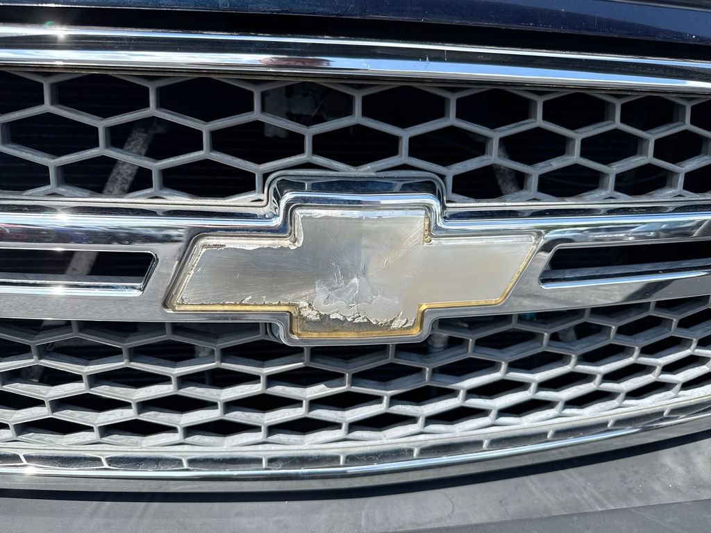 Used 2005 Chevrolet Silverado 2500 LS AWD/4WD image 28