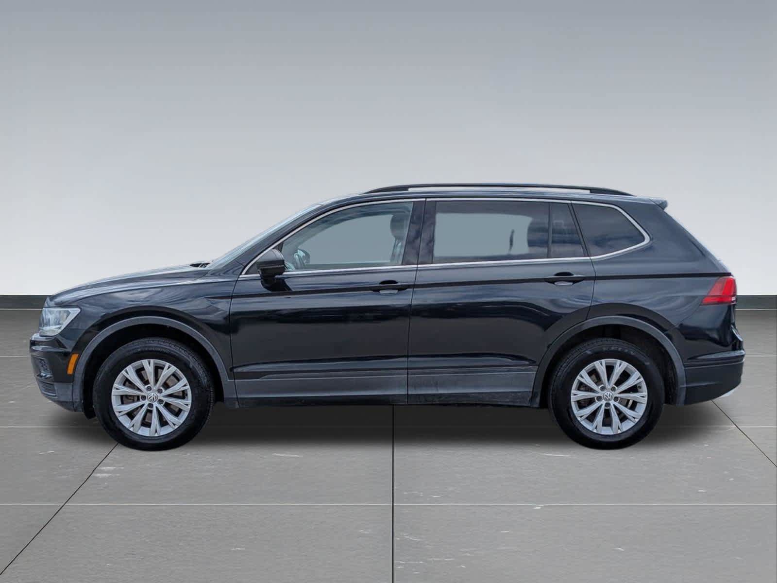 Used 2019 Volkswagen Tiguan SE AWD/4WD image 2