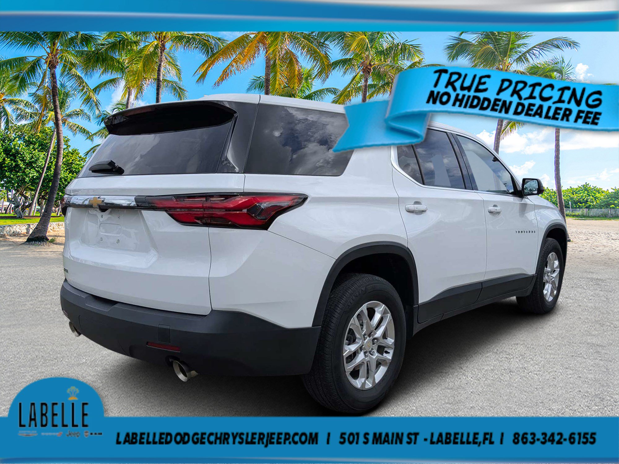 Used 2023 Chevrolet Traverse LS FWD image 3