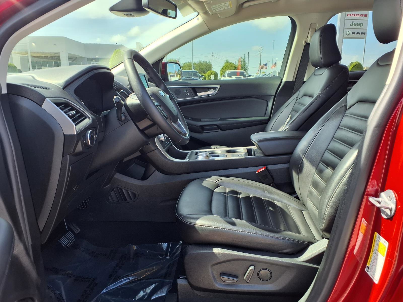 Used 2024 Ford Edge SEL w/ Convenience Package image 10