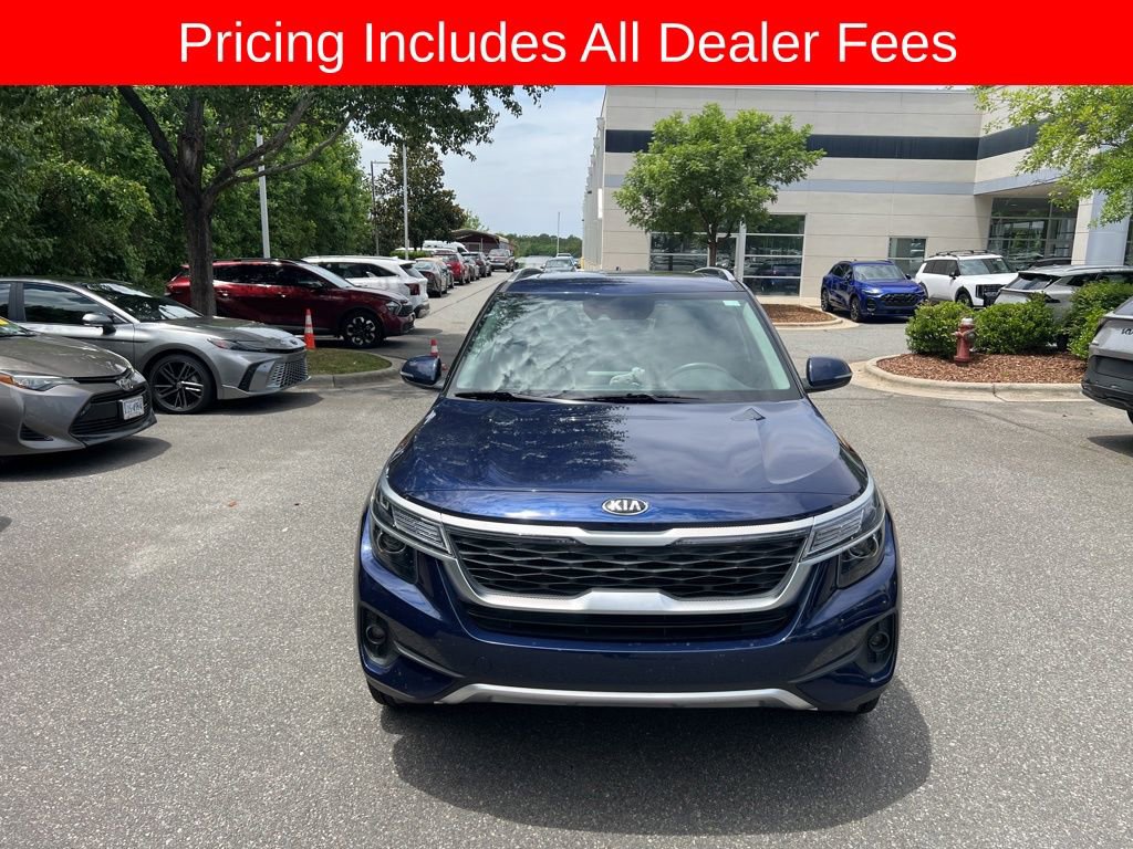 Used 2021 Kia Seltos EX AWD/4WD image 2