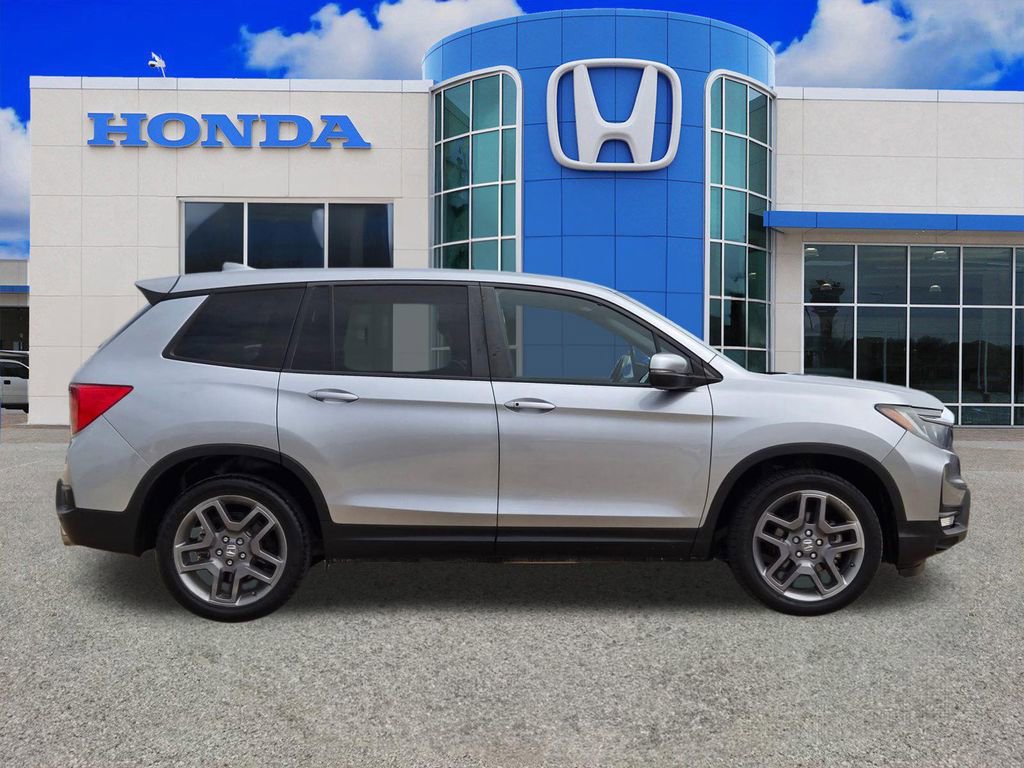Used 2022 Honda Passport EX-L image 2