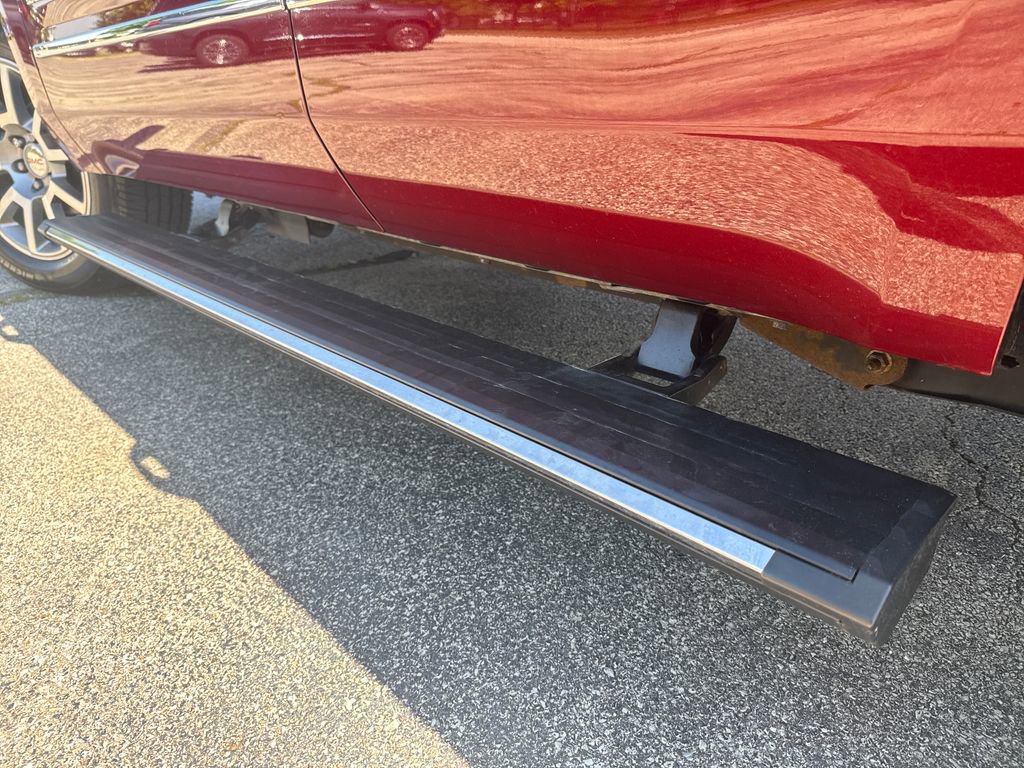 Used 2019 GMC Yukon Denali AWD/4WD image 32