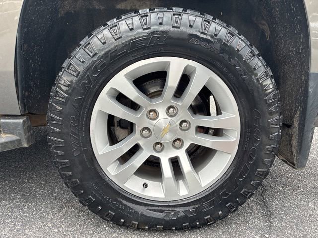 Used 2017 Chevrolet Tahoe LT AWD/4WD image 12