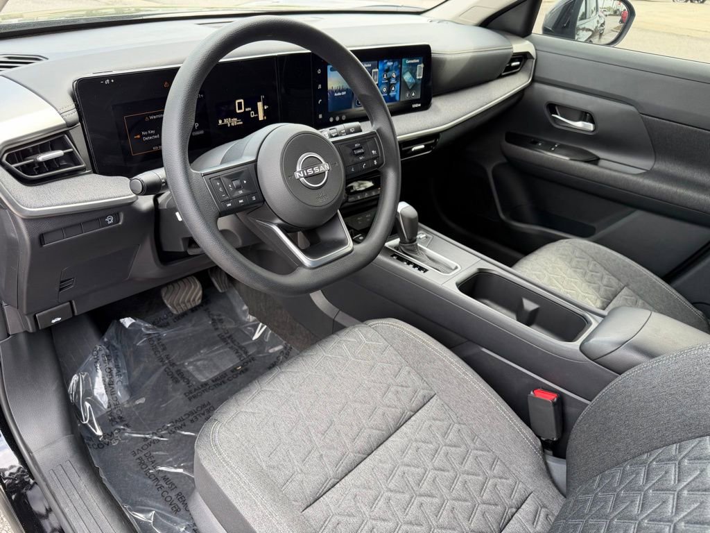 Used 2026 Nissan Kicks SV image 12