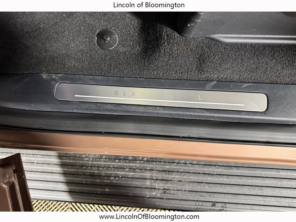 New 2025 Lincoln Navigator L Black Label image 21