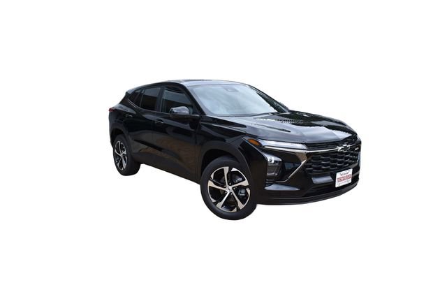 New 2026 Chevrolet Trax RS w/ Driver Confidence Package image 2