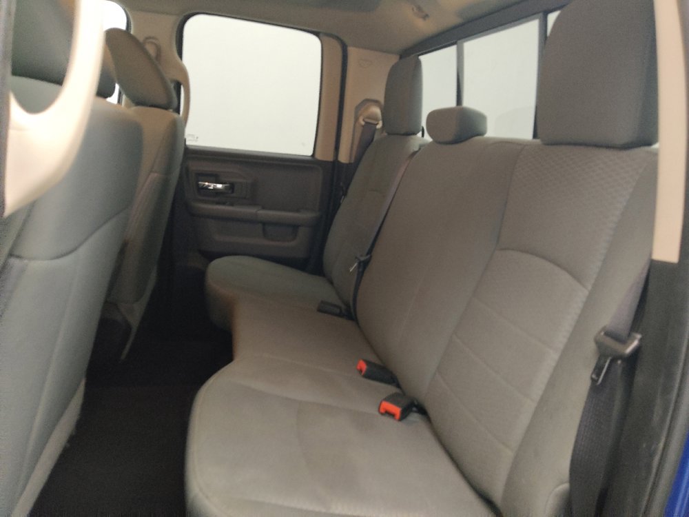 Used 2017 RAM 1500 SLT AWD/4WD image 18