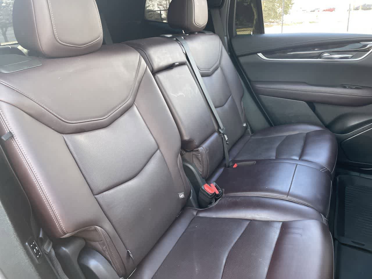 Used 2021 Cadillac XT6 Premium Luxury w/ LPO, Floor Liner Package image 15