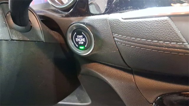 Used 2021 Buick Encore GX Essence w/ Advanced Technology Package image 33