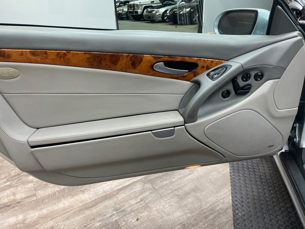 Used 2007 Mercedes-Benz SL 550 image 23