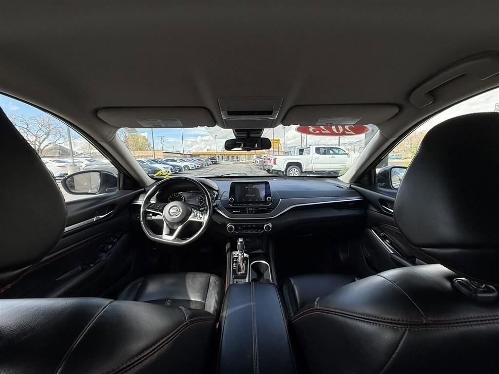 Used 2023 Nissan Altima 2.5 SR AWD/4WD image 23