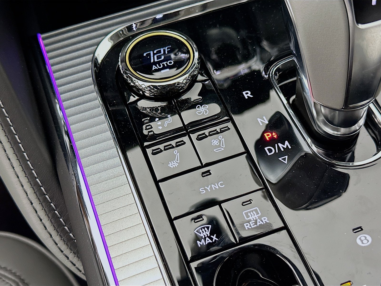 New 2026 Bentley Flying Spur V8 AWD/4WD image 29