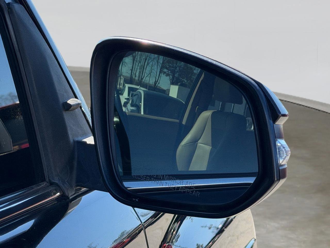 Used 2015 Toyota 4Runner Limited image 40