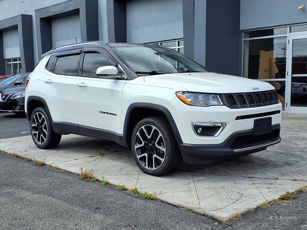 Used 2018 Jeep Compass Limited w/ Navigation Group image 1