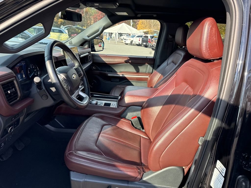Used 2024 Ford Expedition Max Limited image 9