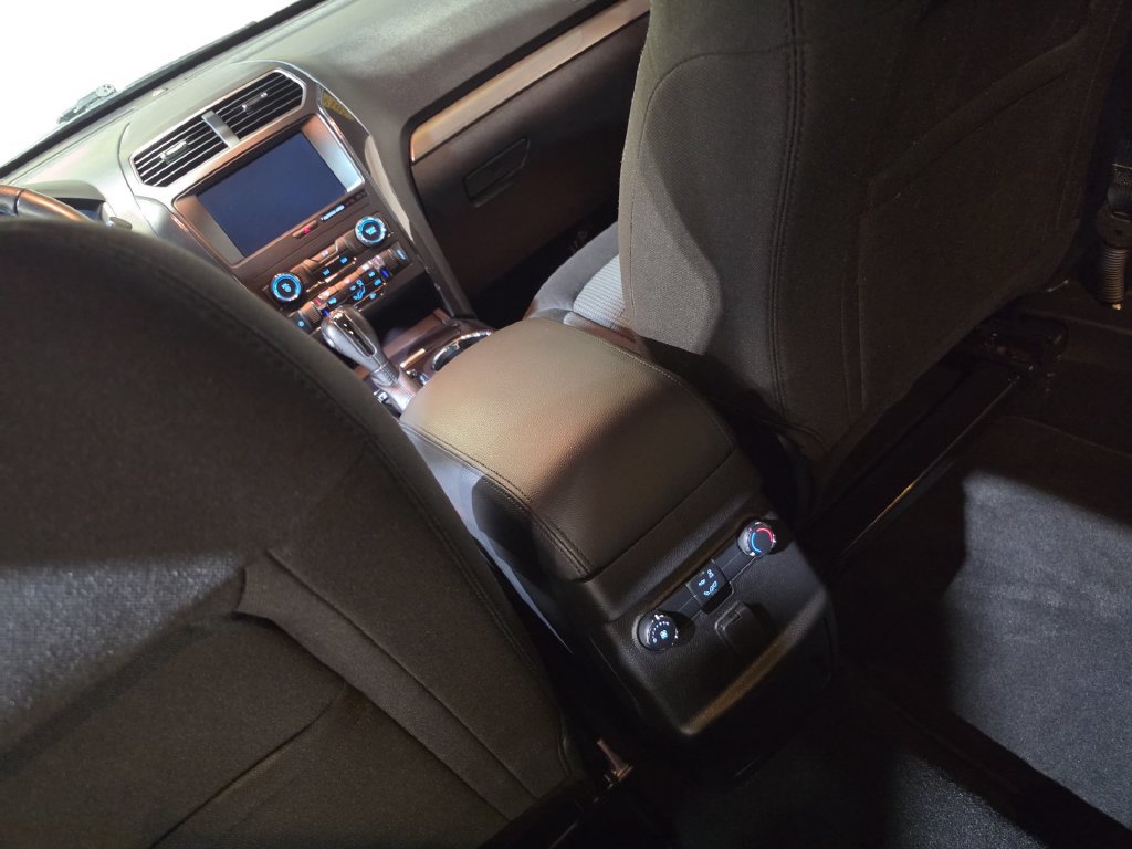 Used 2019 Ford Explorer XLT w/ Equipment Group 201A AWD/4WD image 22
