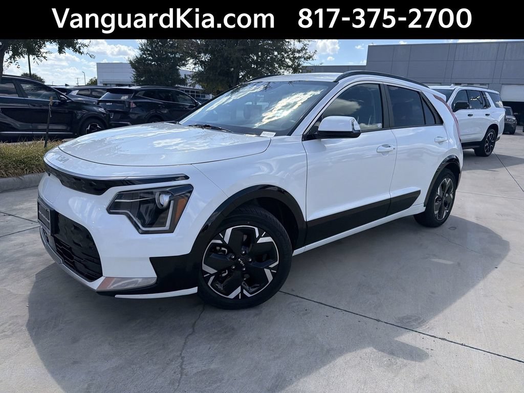Certified 2024 Kia Niro Wind
