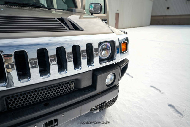 Used 2003 HUMMER H2 w/ Preferred Equipment Group image 82