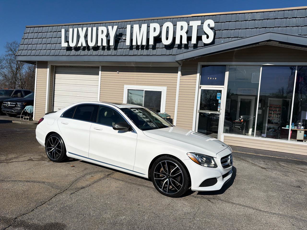 Used 2018 Mercedes-Benz C 300 Sedan image 2