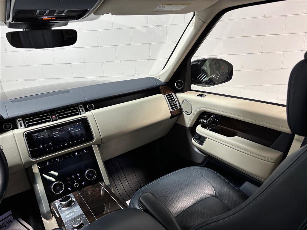 Used 2020 Land Rover Range Rover Long Wheelbase HSE image 37