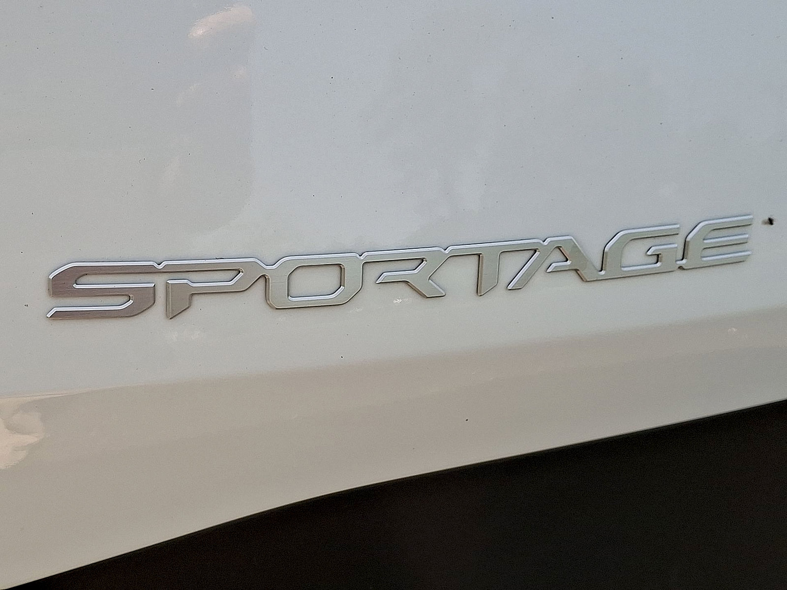 Used 2024 Kia Sportage LX FWD image 23