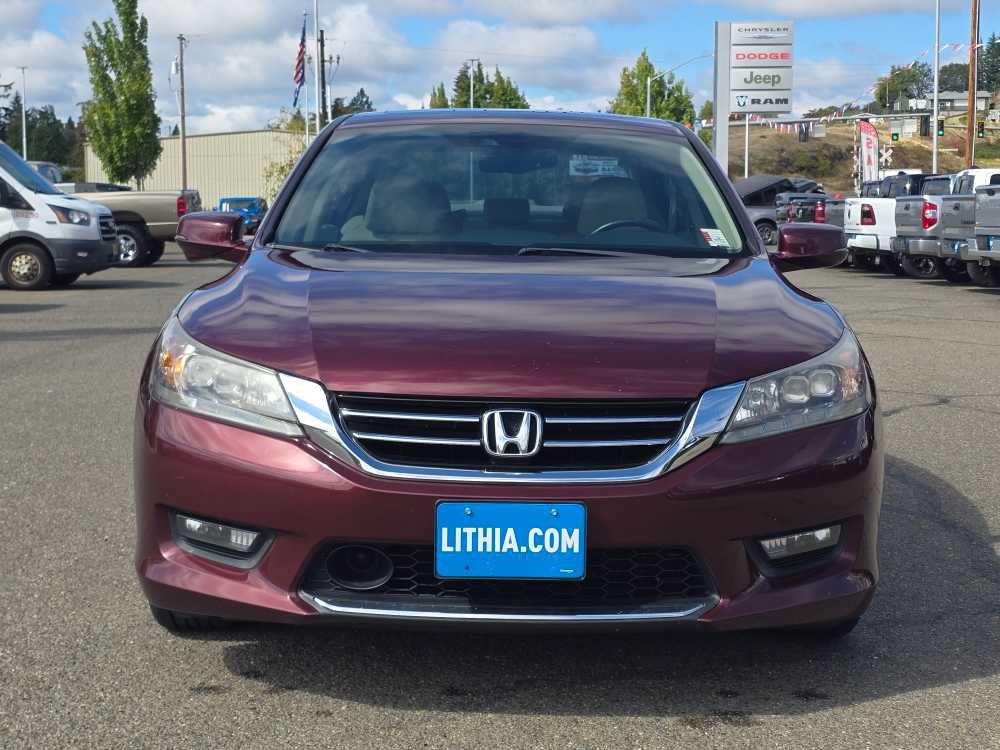 Used 2015 Honda Accord Touring image 8