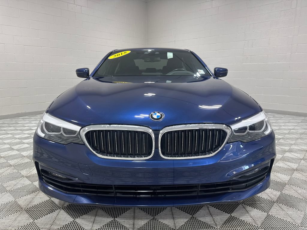 Used 2018 BMW 540i xDrive image 2