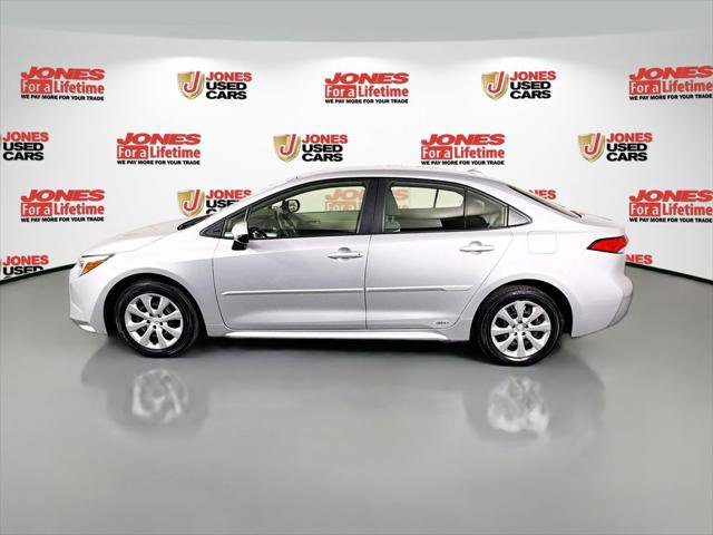 Certified 2023 Toyota Corolla LE AWD/4WD image 13