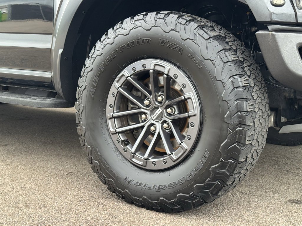 Used 2019 Ford F150 Raptor w/ Equipment Group 802A Luxury image 31